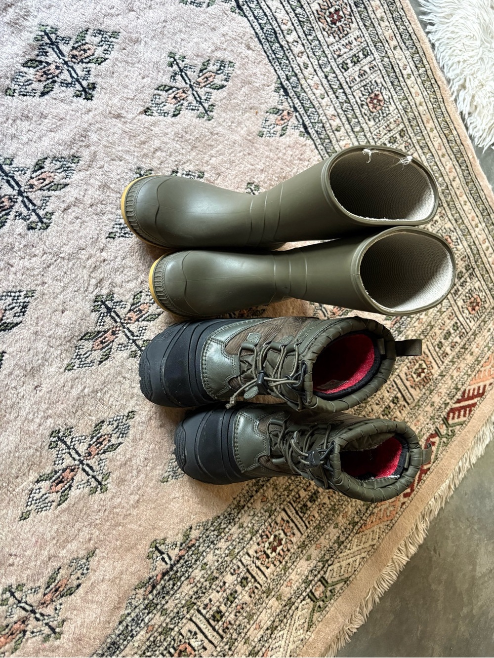 12c kamik rain boots and north face winter boot bundle